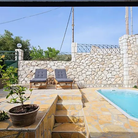 Vila Apoplous With Pool *