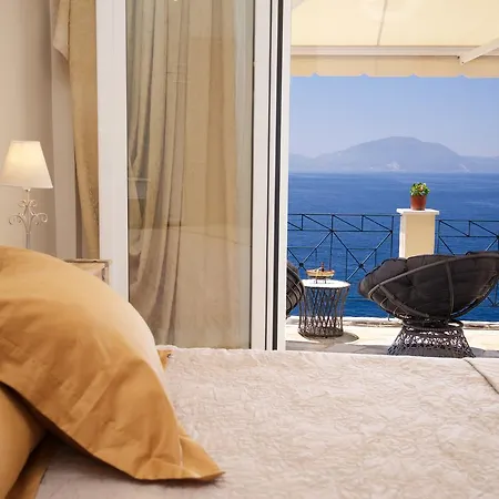 Apoplous With Pool *